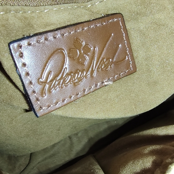 Patricia Nash Vallata Shoulder Bag In Tooled Magenta Leather W/Warranty P891244 - Picture 8 of 15